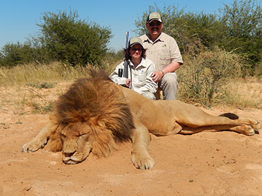 Hunting a Male African Lion in South Africa with Select Worldwide Hunting Safaris